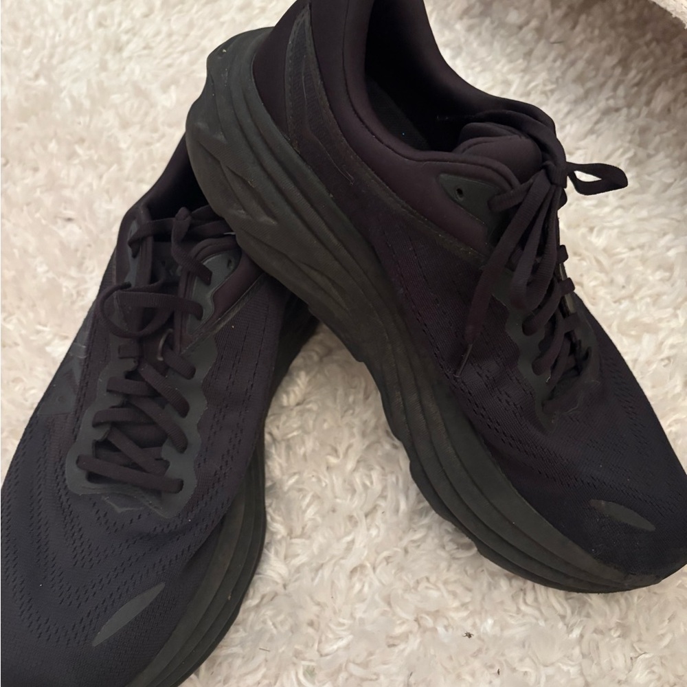 Hoka Bondi 8 Black Sneakers with Cushioned Midsole and Mesh Upper